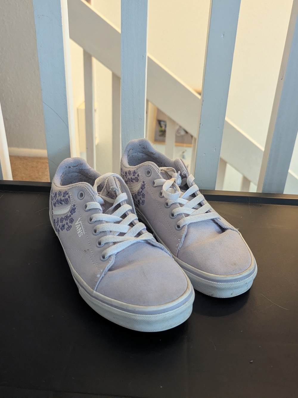 Vans Lavender Low-Top Sneakers with Floral Detail
